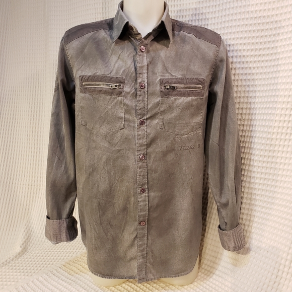 GUESS Grey Embroidered Button Up Shirt Size M - Picture 1 of 7